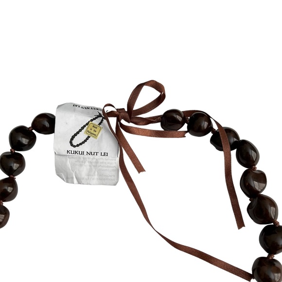Kukui Nut Lei Dark Brown Natural Bead Necklace - Picture 3 of 4